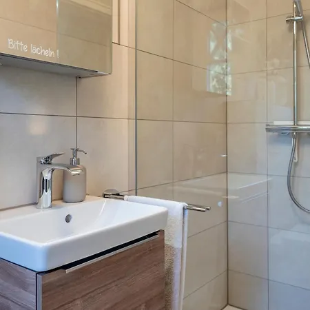 Haus Ostseezwilling 2 Holiday home Zingst